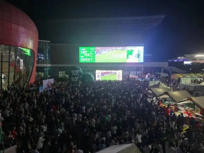赛场内风云, 如皋城市血