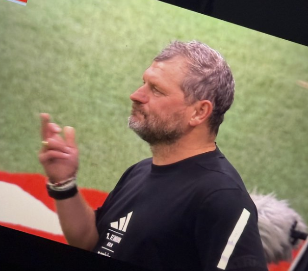 柏林联合客, 被红牌罚出, img 柏林联合客, 被红牌罚出, img